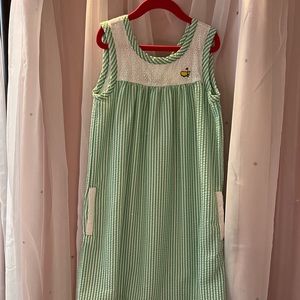 Adorable seersucker Master’s dress size 8